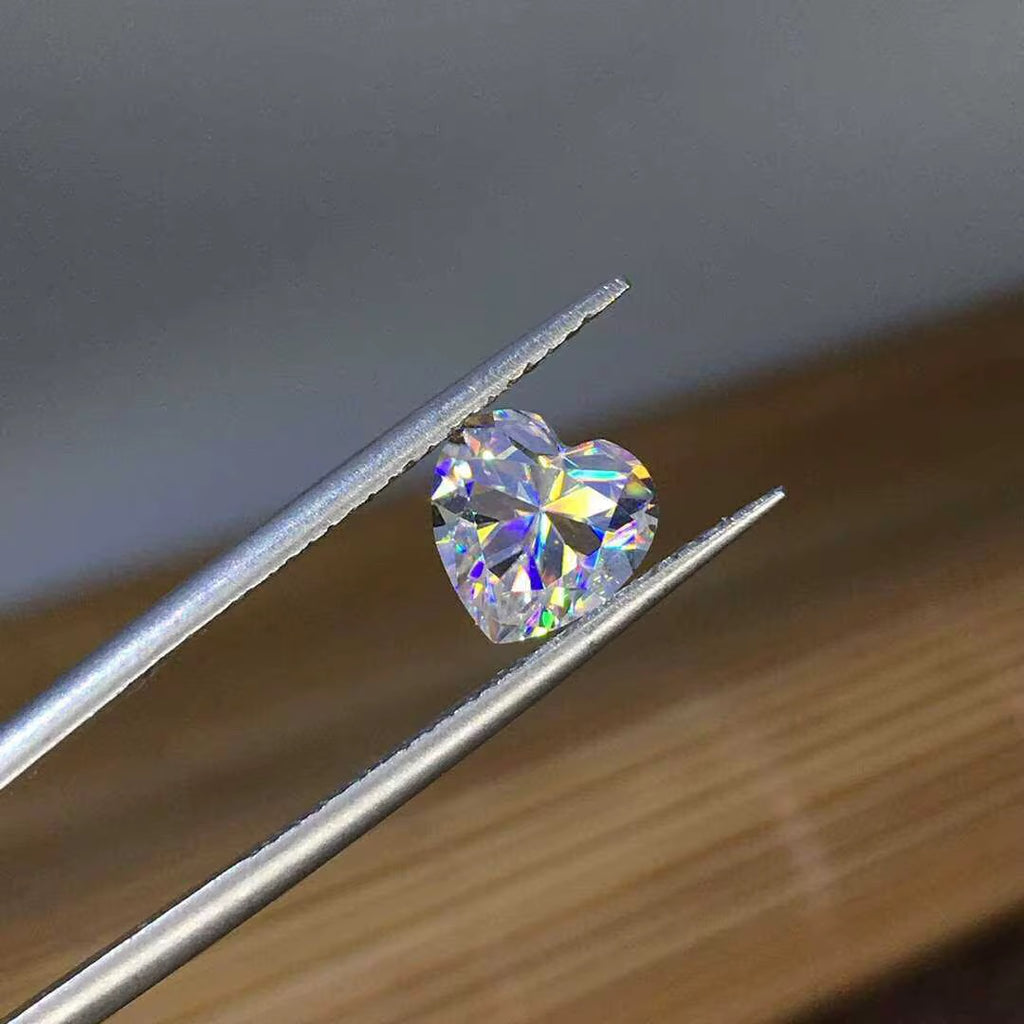 Heart Cut Moissanite